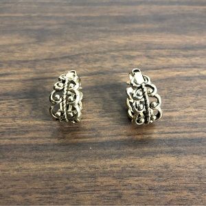 Avon Vintage Gold Tone Clip-on Earrings